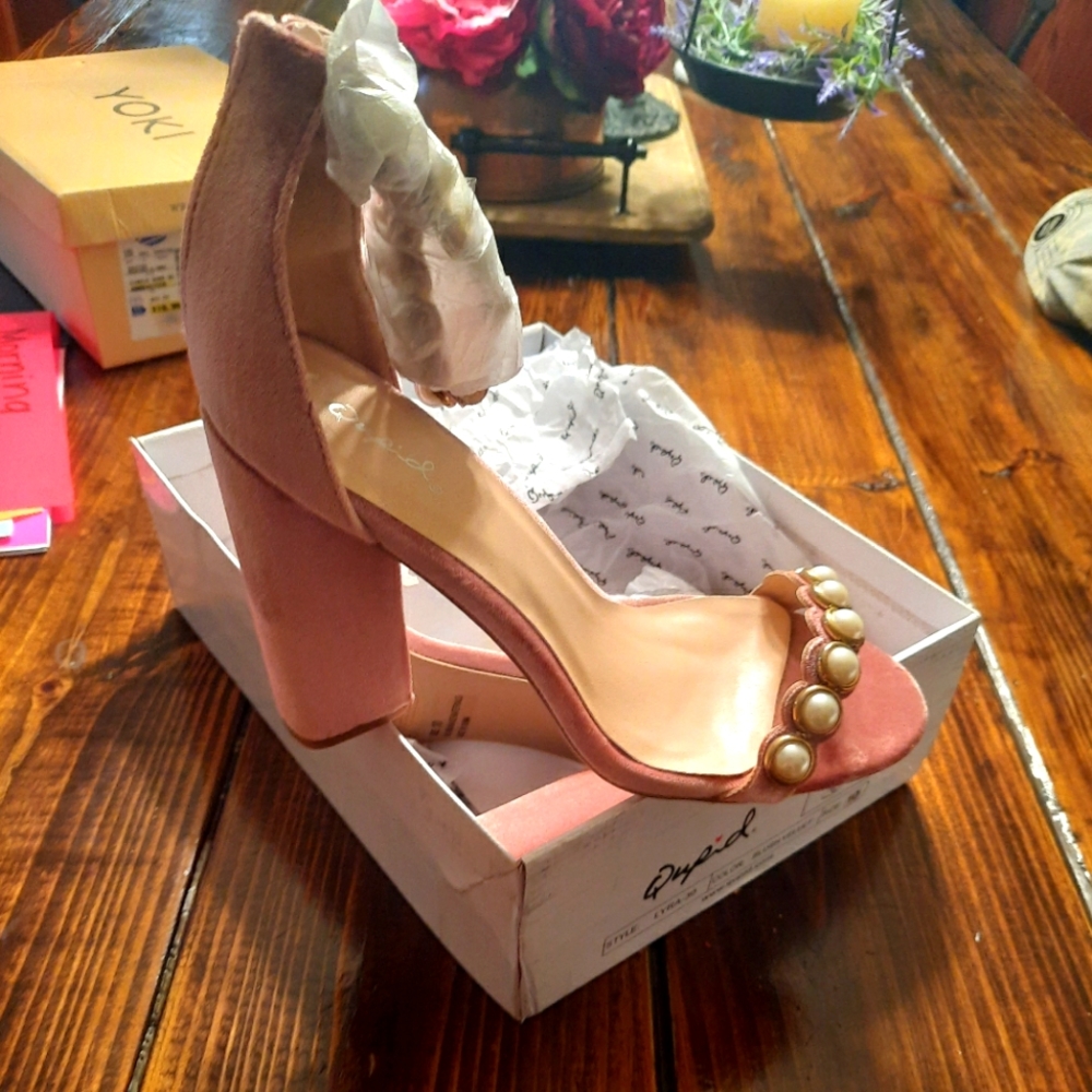 Size 10 cupid